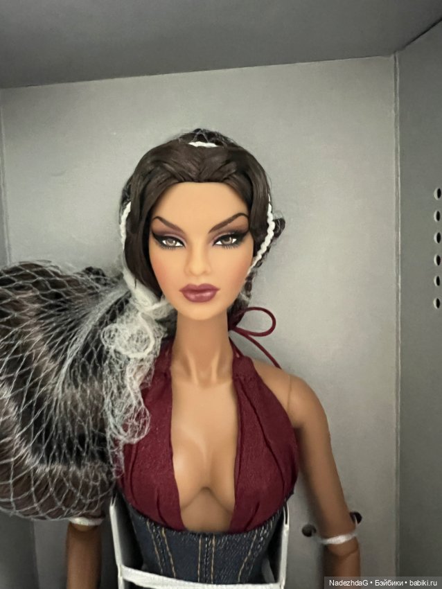 Isha Kalpana Nayaranan — Фэшн