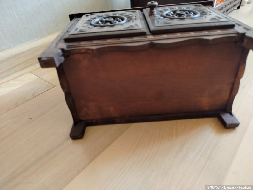 Антикварный Бретонский буфет