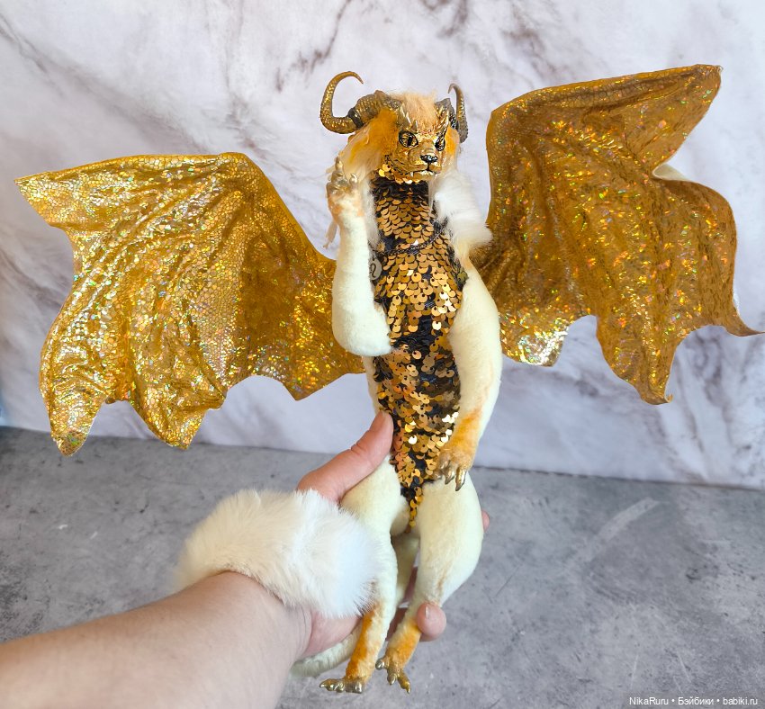 Дракон для Барби в смешанной технике, подвижный, знак зодиака Лев