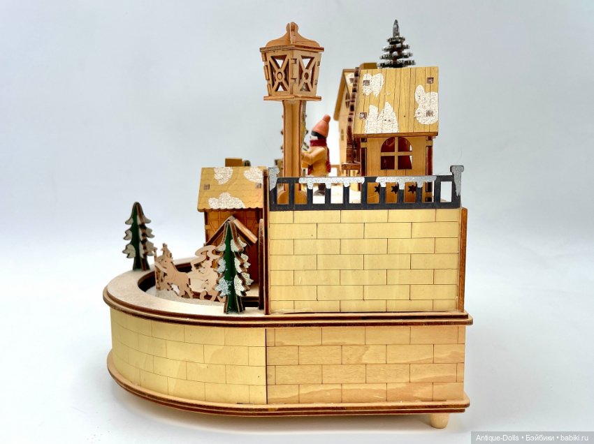 Винтажная музыкальная шкатулка-карусель Erzgebirge (фото 5)