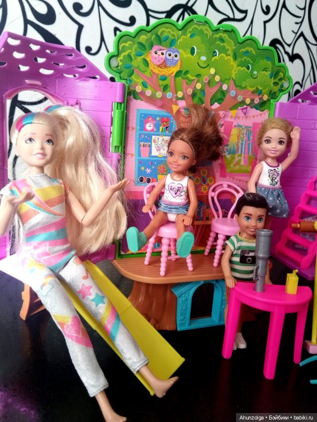 Лот кукол с игровой площадкой (фото 6)