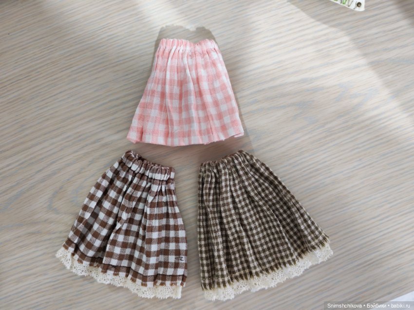 Одежда для блайз и схожих кукол