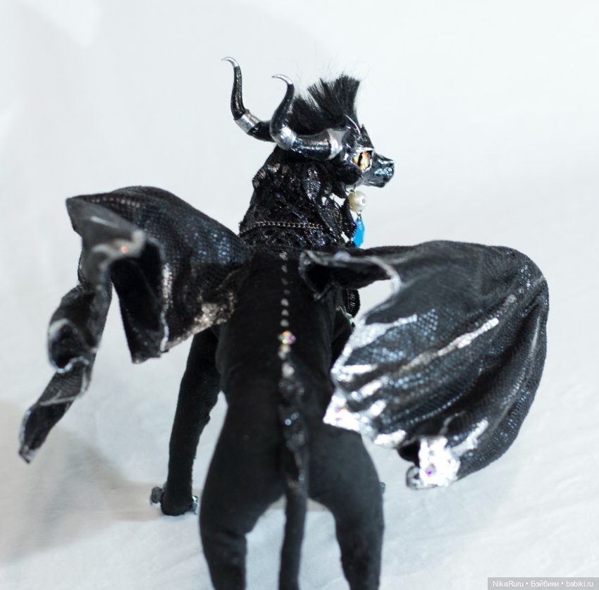 Дракон для Барби в смешанной технике, подвижный, знак зодиака Телец