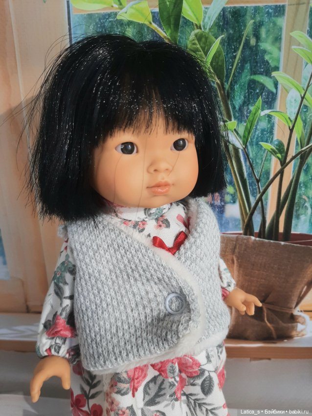 Азиаточка Llorens — Игровые куклы (фото 3)