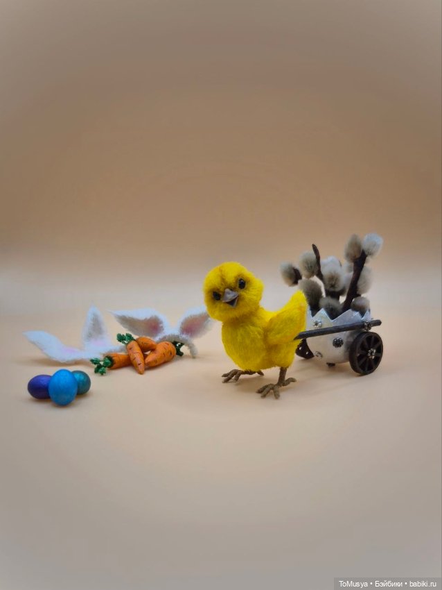 Вязаный цыпленок Сосо Цыпленошвили