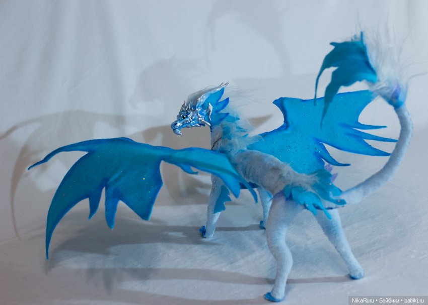 Дракон для Барби в смешанной технике, подвижный, знак зодиака Рыбы (фото 6)
