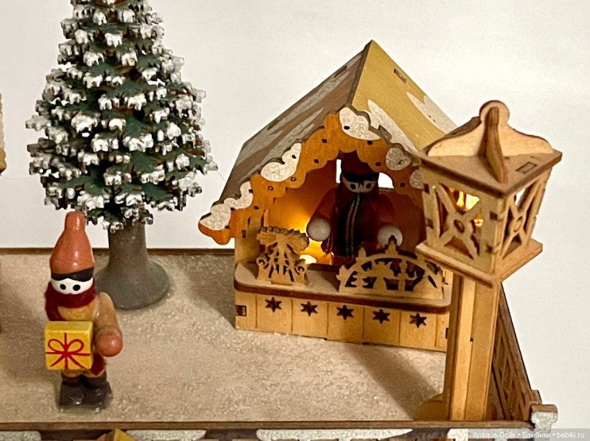 Винтажная музыкальная шкатулка-карусель Erzgebirge