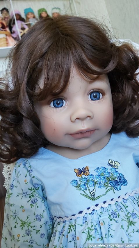 Красавица Надди отMonika Levenig