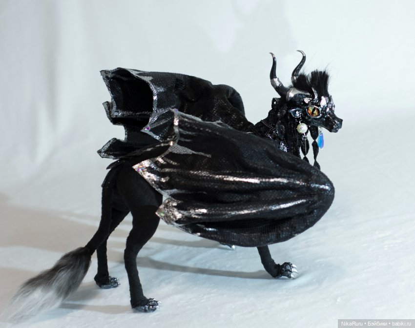 Дракон для Барби в смешанной технике, подвижный, знак зодиака Телец