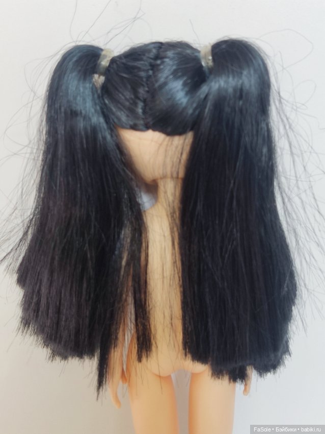 Виниловая куколка Дуодинг брюнетка (фото 3)