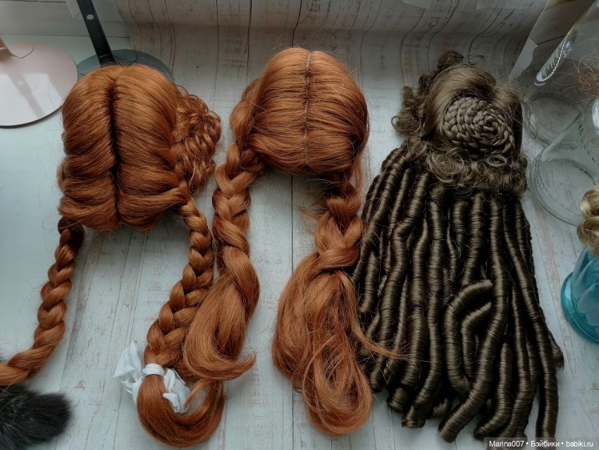 Лот винтажных паричков для больших кукол. Размер 16-15 (фото 4)