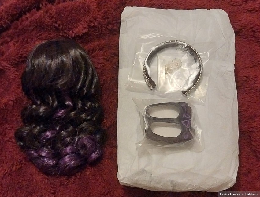 Аутфит и парик Лаванды Ruby Red