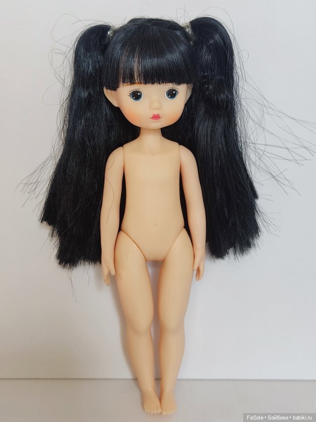 Виниловая куколка Дуодинг брюнетка