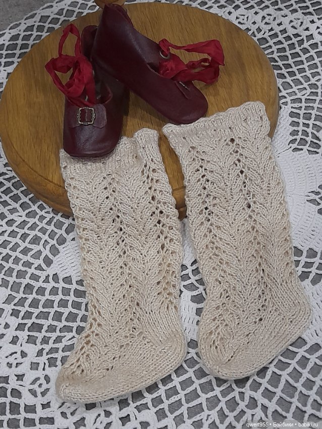 Лот одежды для создания полного образа вашей антикварной (винтажной) куколки (фото 7)