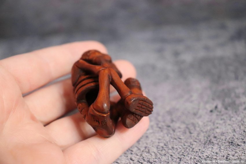 Нэцкэ "Скелет с тыквой горлянкой" (фото 4)