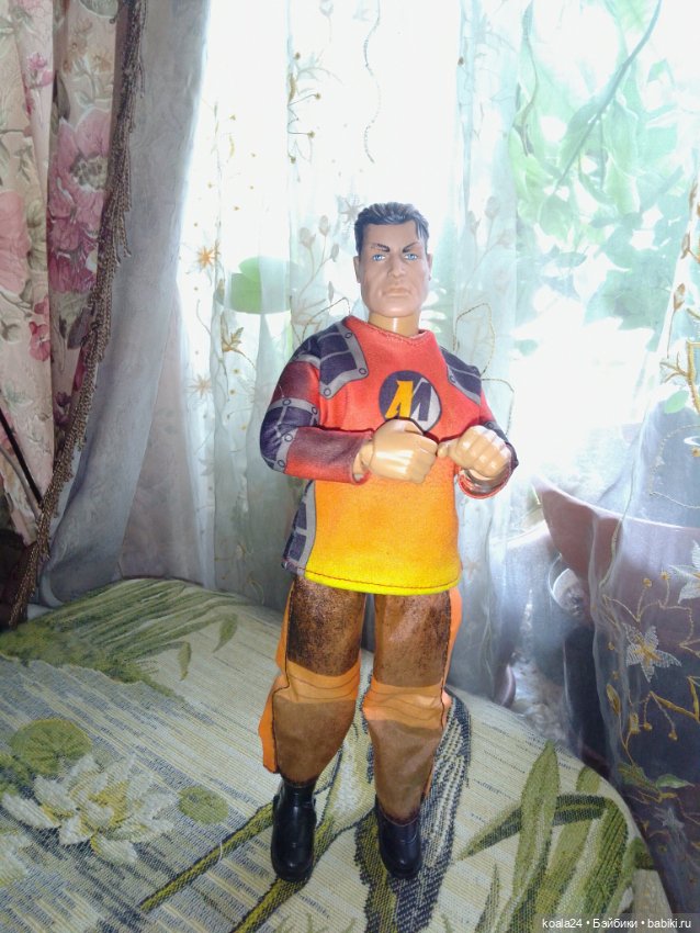 Парень скейтбордист Action Man от Hasbro 1993 год