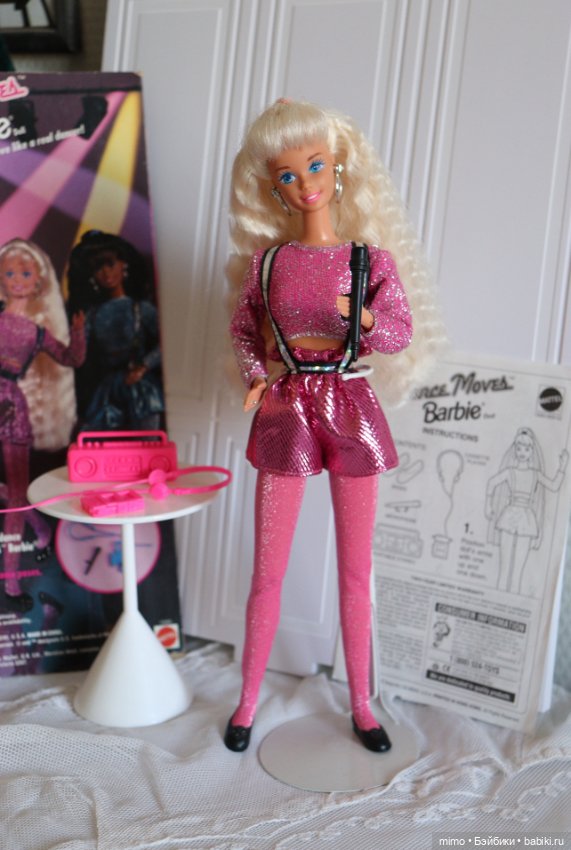 Dance moves Barbie — Игровые куклы