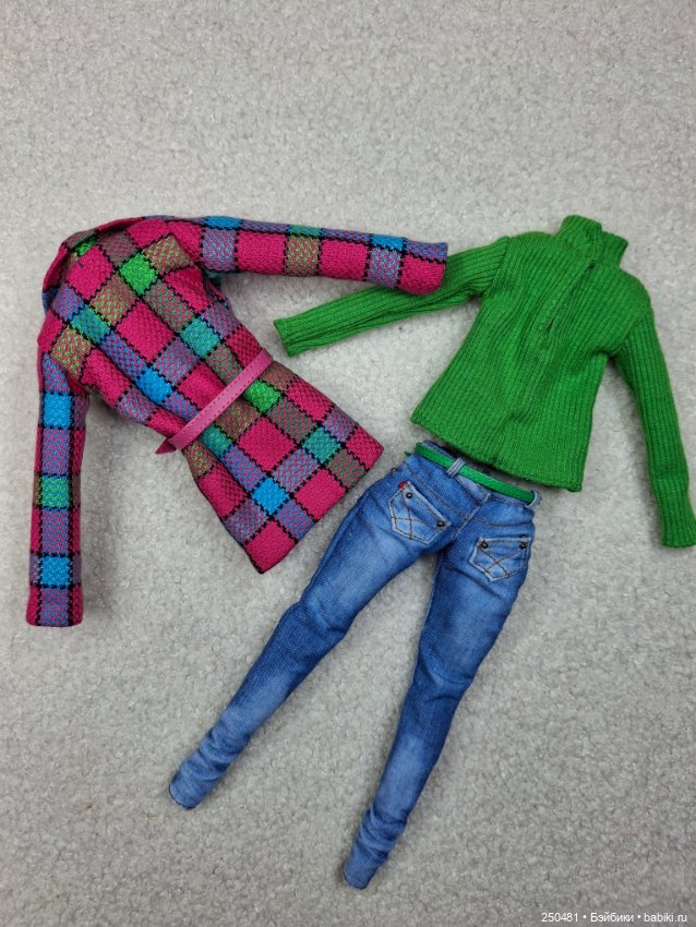 Набор на барби — Одежда для кукол (фото 2)