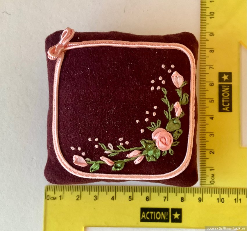 Интерьерная подушечка для кукол от 35см (фото 2)