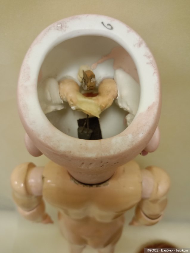 Антикварная кукла Heinrich Handwerck, молд 99 DEP