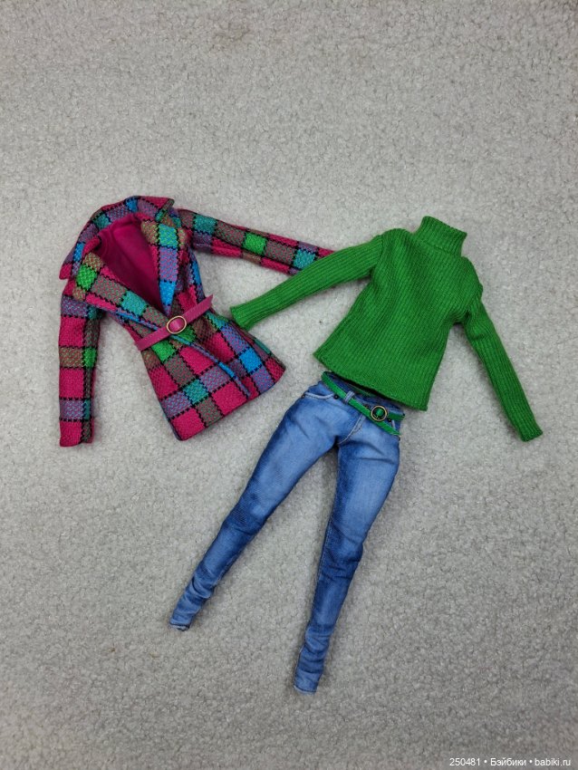 Набор на барби — Одежда для кукол