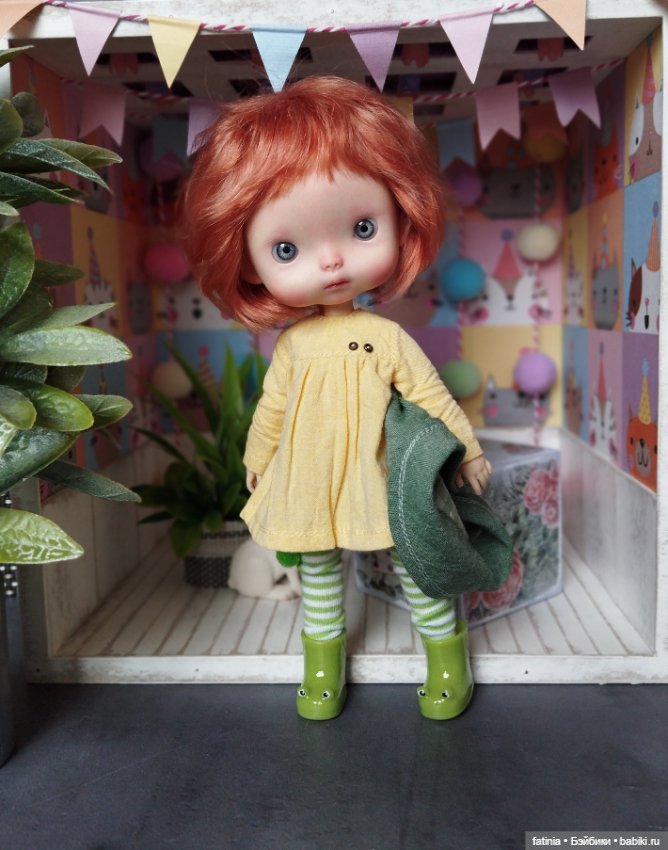 Яркий комплект с обувью для малышек Монст (фото 4)