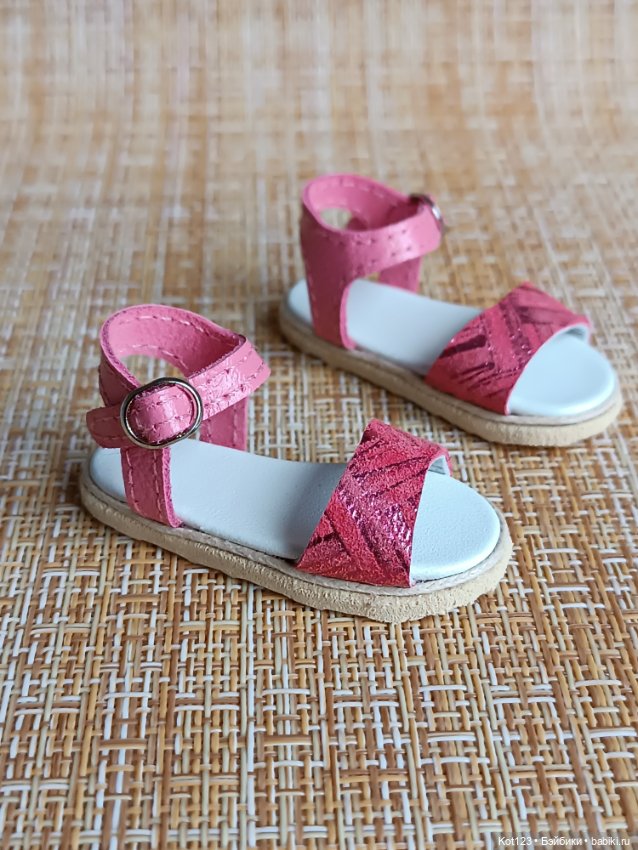 Босоножки для Руби Ред Ruby Red Fashion Friends (фото 4)