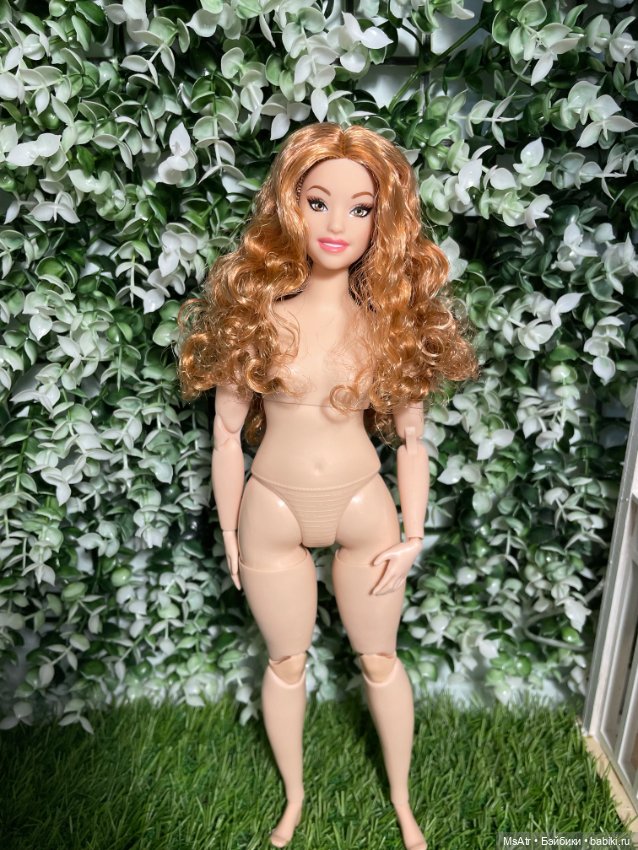 Оливия на родном пышном теле (фото 3)