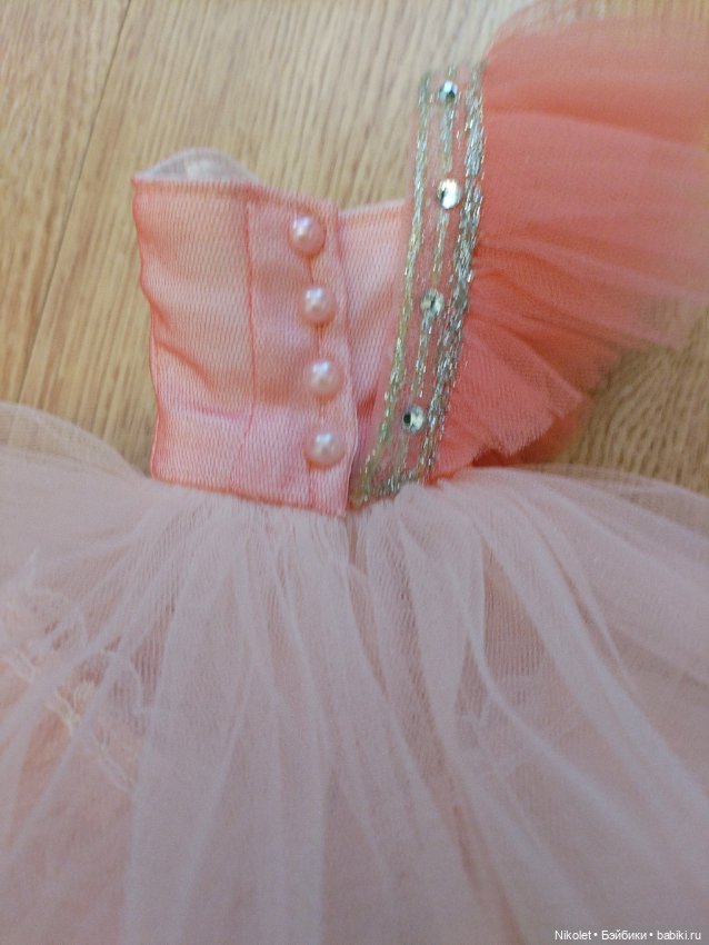 Роскошное платье для кукол Тоннер Tonner (фото 3)