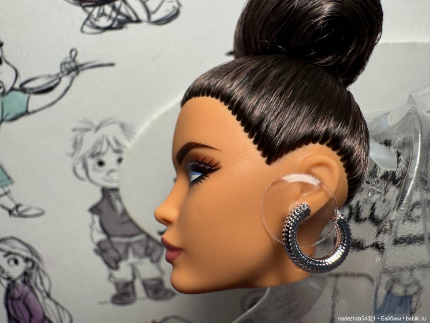 Голова Барби в дизайнерском стиле 4 от Линды Кьяу-Мершон (фото 5)
