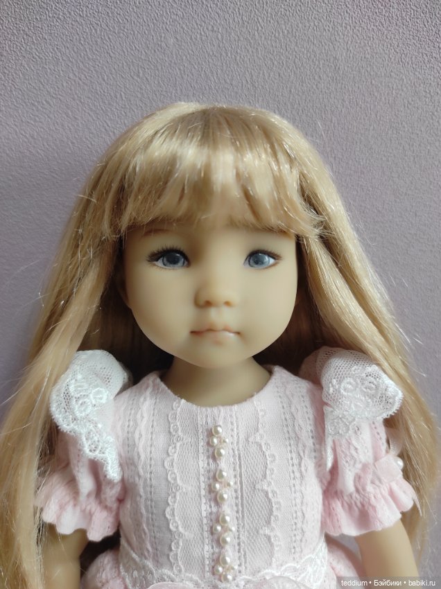 Little Darling Greta by Gery Uribe