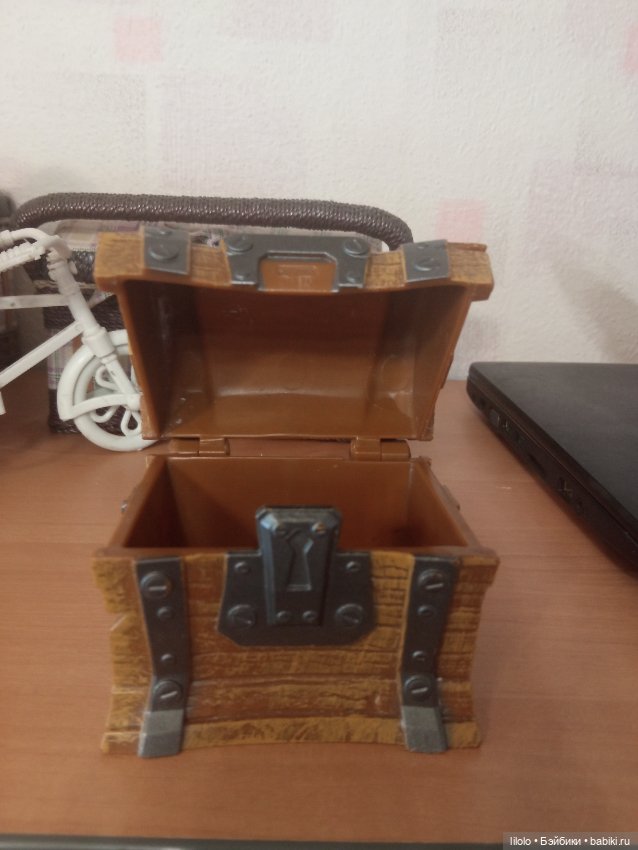 Сундучок для кукольного интерьера (фото 3)