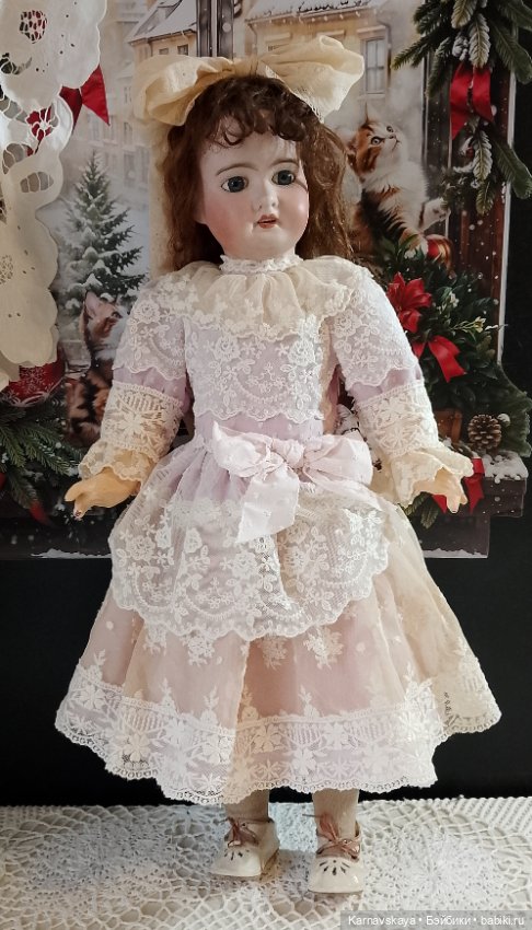 Нарядное платье для антикварных кукол и реплик 53-55см роста