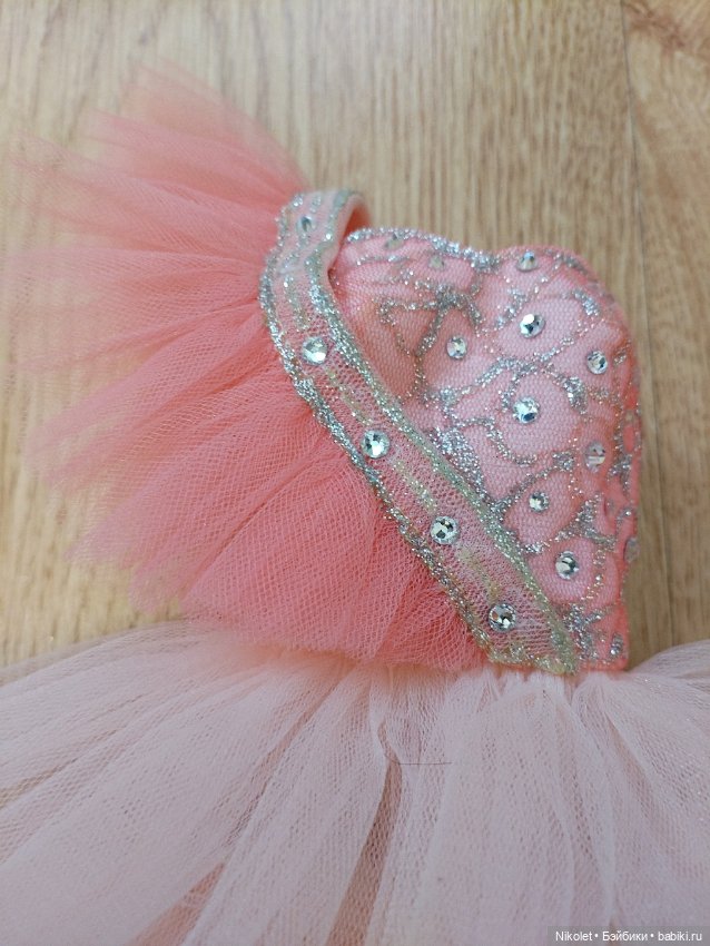 Роскошное платье для кукол Тоннер Tonner (фото 2)