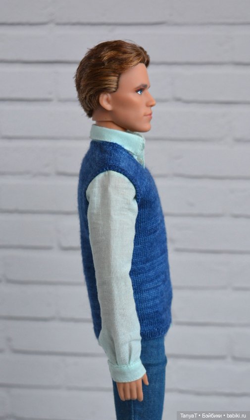 Вязаный мужской жилет (формат 1/6) (фото 4)