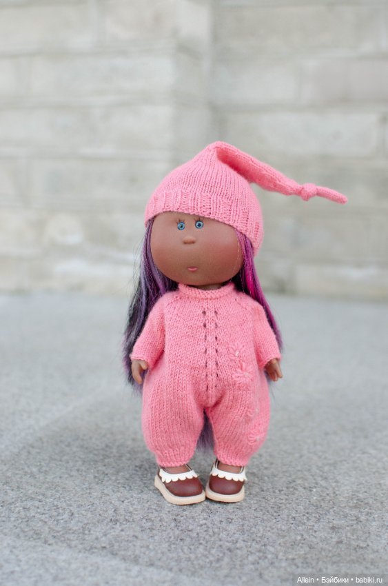 Комбинезон и колпак для куклы Little Mia (Маленькая Мия) 23 см