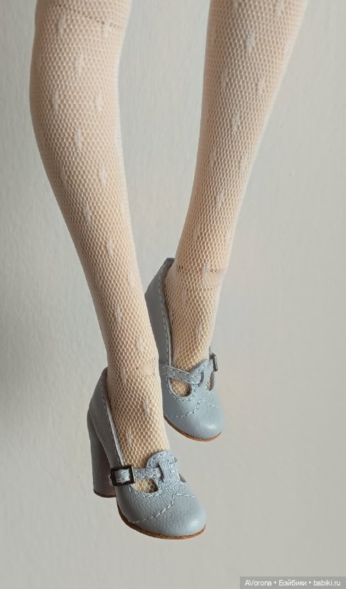 Красивый комплект из натуральной кожи в серо голубом цвете (фото 6)