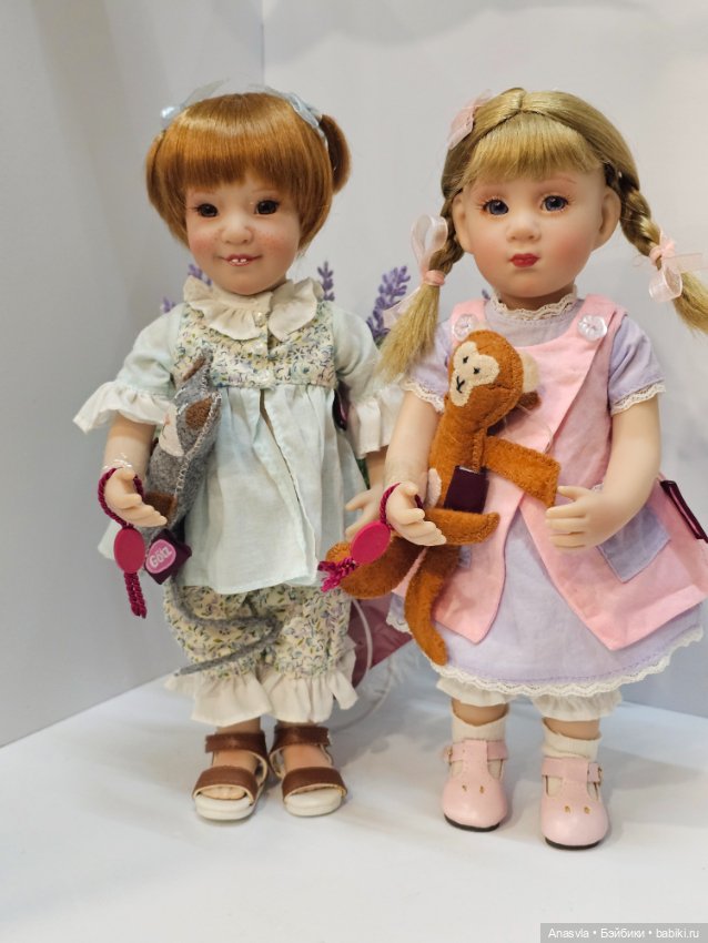 Эми и Кара Беатрис Перини (фото 7)