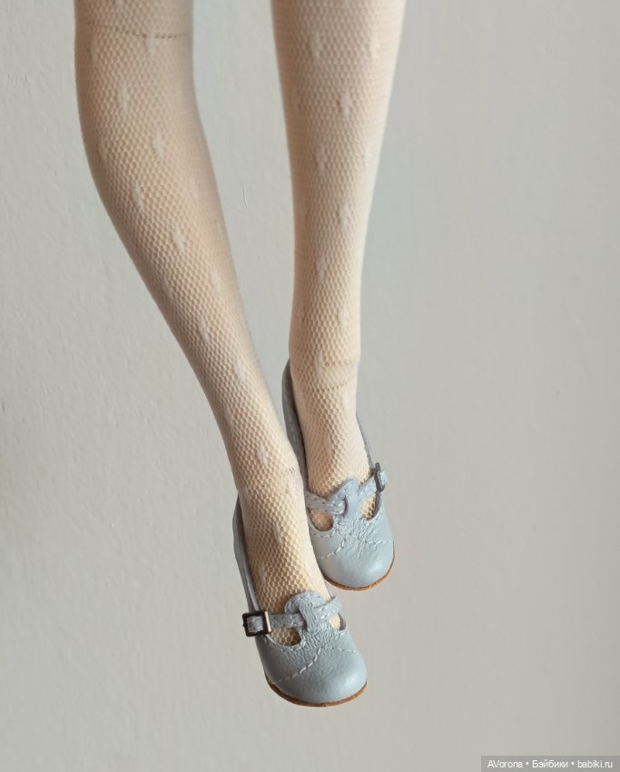 Красивый комплект из натуральной кожи в серо голубом цвете (фото 5)