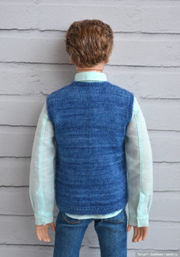 Вязаный мужской жилет (формат 1/6) (фото 5)