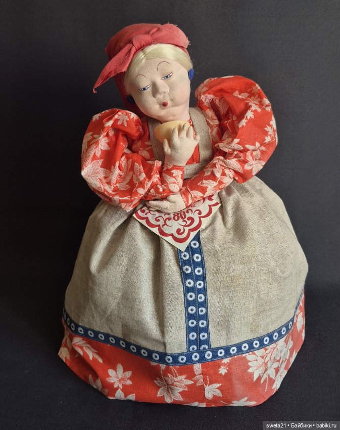 Кукла-грелка на чайник СССР