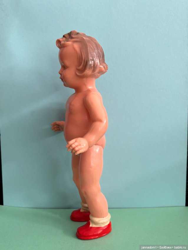 Очаровательная куколка Milon Gehler, Mige в красных ботиночках, высота 22 см (фото 7)