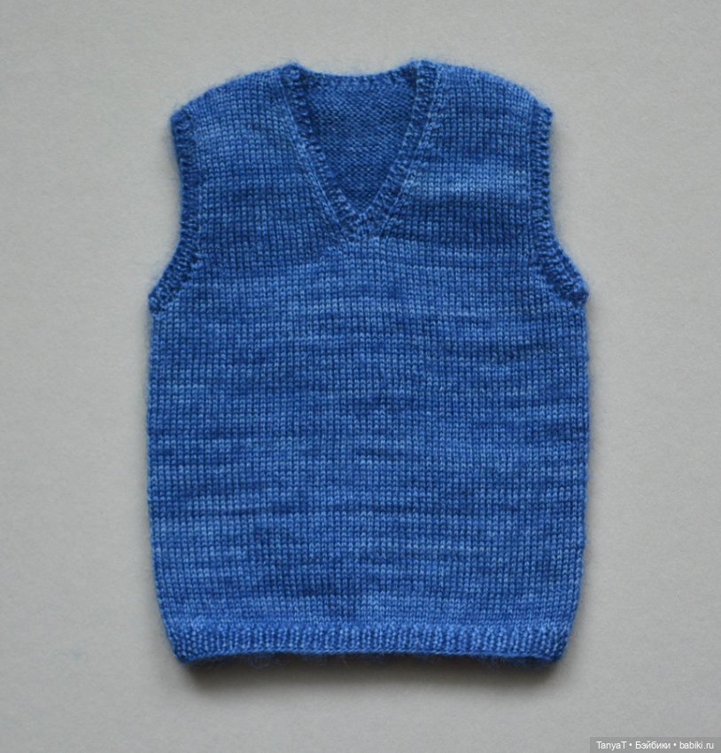 Вязаный мужской жилет (формат 1/6)
