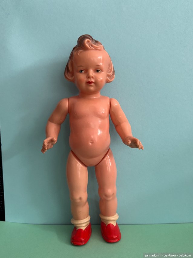 Очаровательная куколка Milon Gehler, Mige в красных ботиночках, высота 22 см (фото 6)