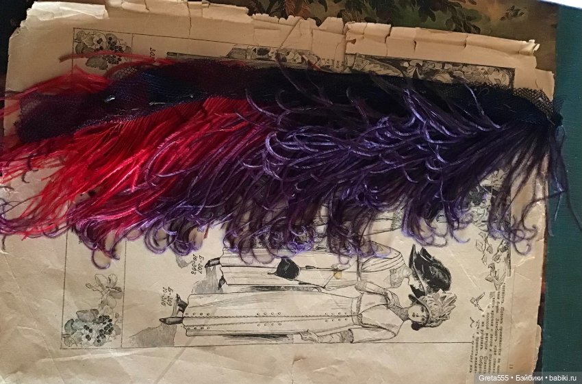 Антикварный эгрет , до 1917 года , из двух цветных перьев страуса , для кукольного декора (фото 2)