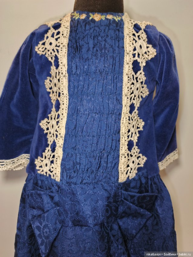 Платье бархат на антикварную или винтажную куклу рост 65-70 см (фото 3)