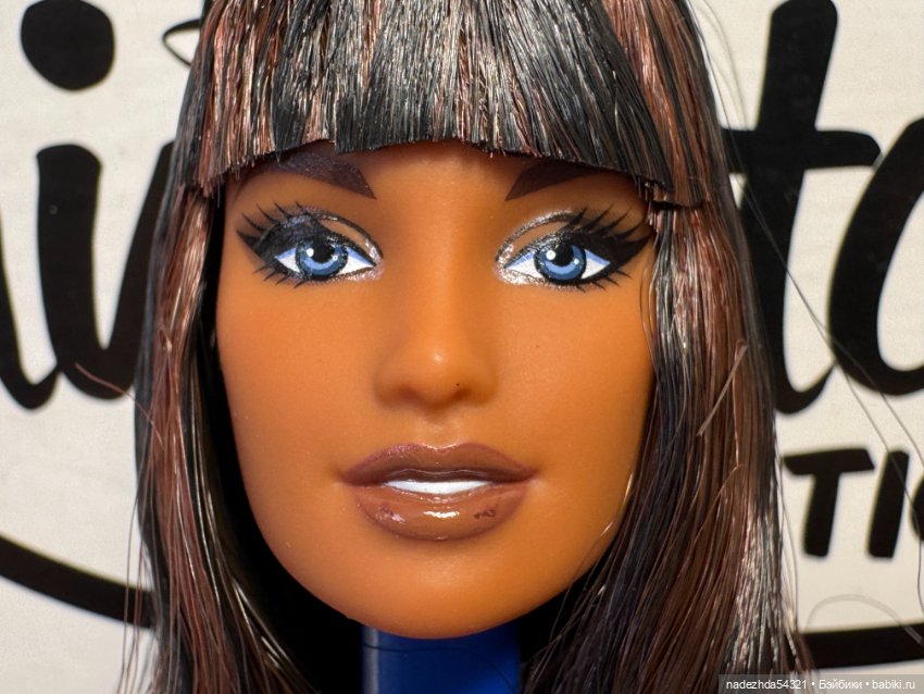 Голова Барби Анны Лары из конструктора №1 (фото 7)