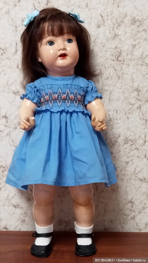 Платье для винтажной куклы