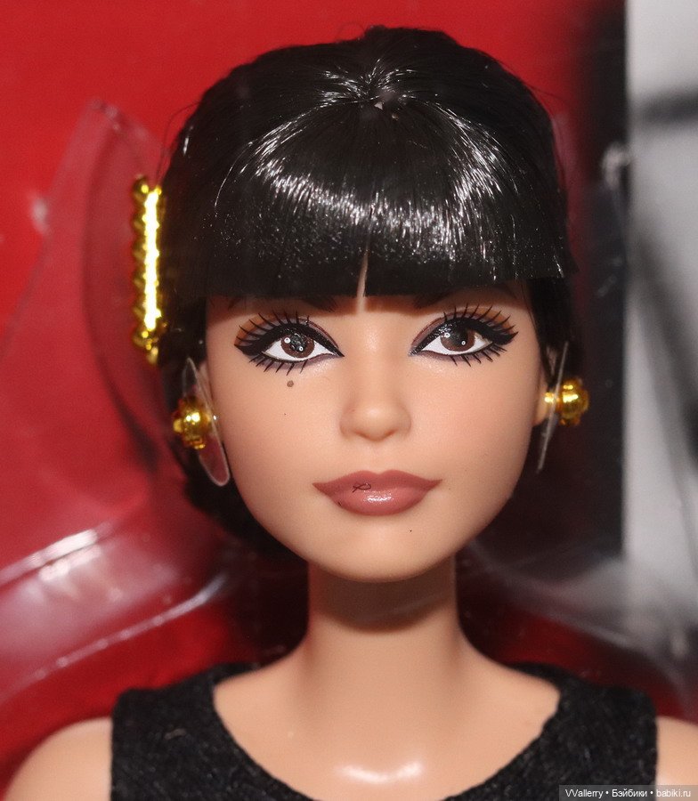 Barbie Tribute Collection Rita Moreno (фото 2)