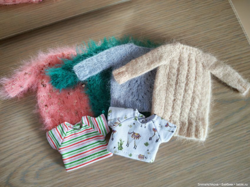 Одежда для кукол 1/8